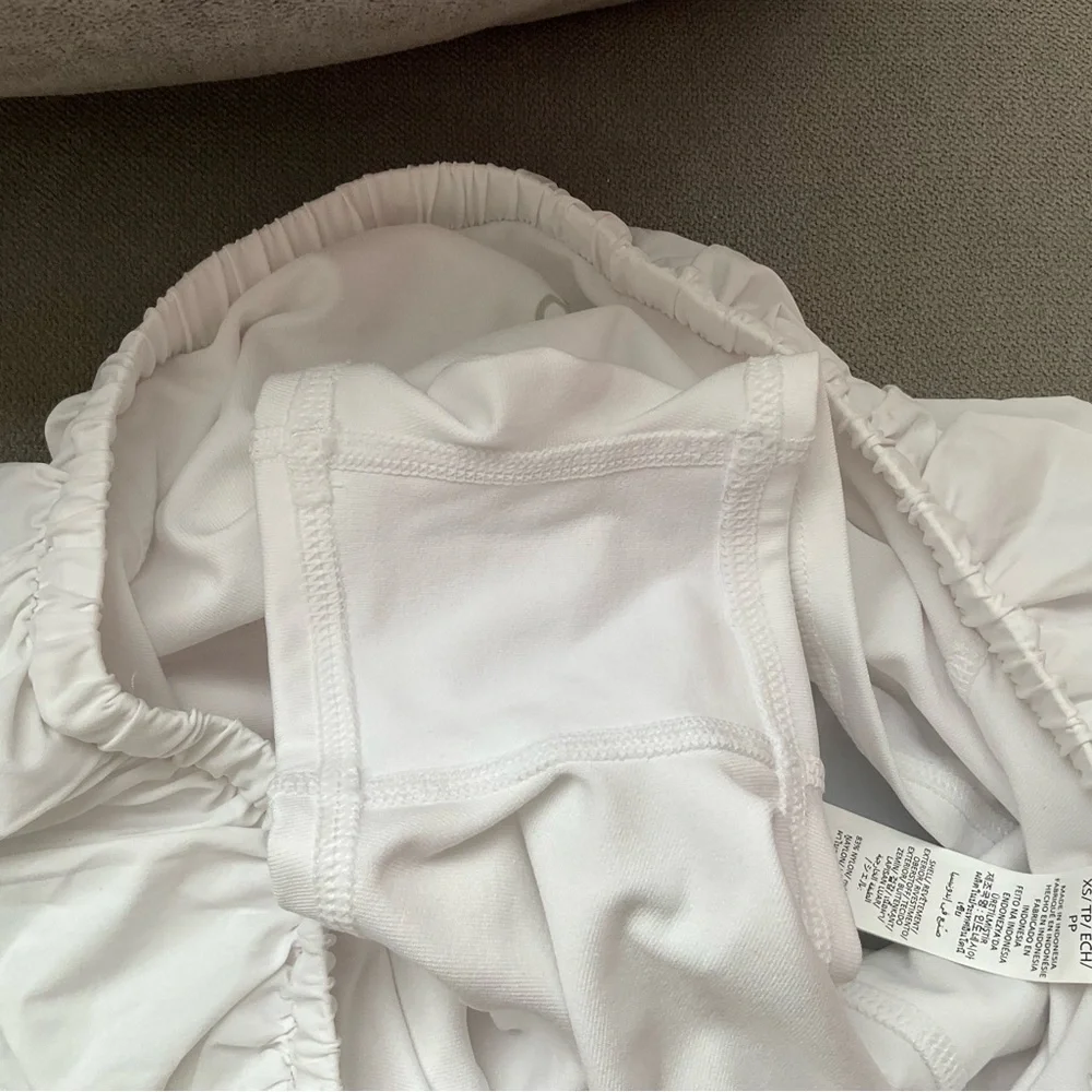 Alo Yoga Breezy Tennis Skirt White XS